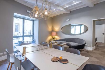 هتل اکسادمیا