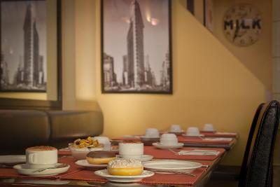 هتل اکسادمیا