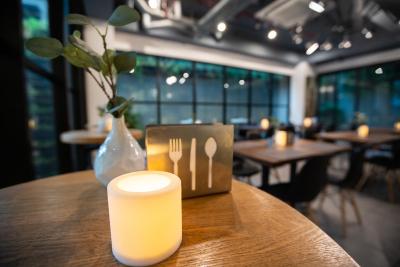 جونو هتل جاکارتا