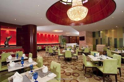 هالیدی این پودونگ نانپو