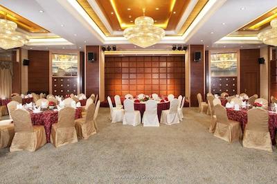 هالیدی این پودونگ نانپو