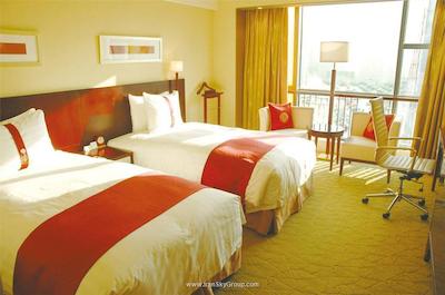 هالیدی این پودونگ نانپو