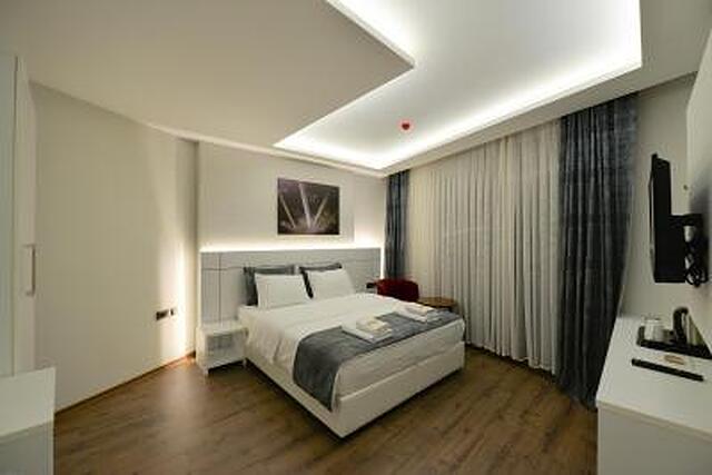 زیتیندالی گوست هوس