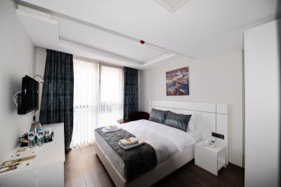 زیتیندالی گوست هوس
