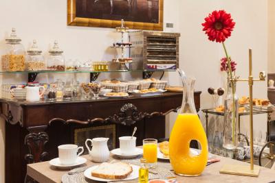 هتل پالاست د آلامز