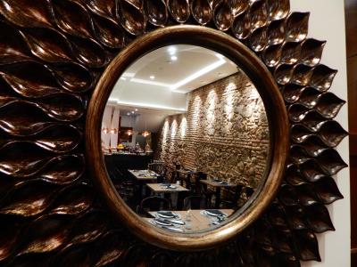 هتل پالاست د آلامز