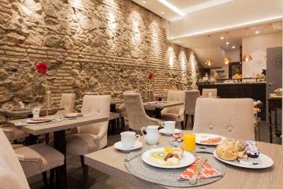 هتل پالاست د آلامز