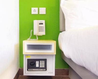 اماریز هتل مامپانگ-جاکارتا