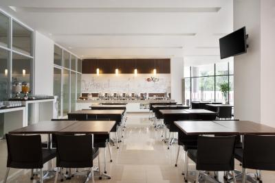 اماریز هتل مامپانگ-جاکارتا