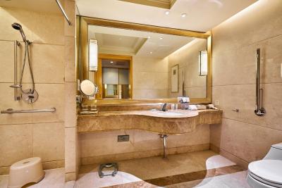 کراون پلازا فودان شانگهای