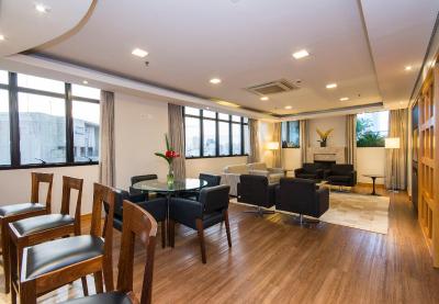 ترانسامریکا اکسکوتیو فاریا لیما