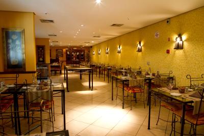 ترانسامریکا اکسکوتیو چکارا سانتو انتونیو