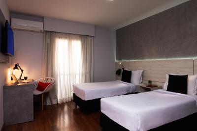 تولیپ این اینتراکتیو جاردینز