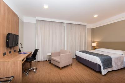 ترانسامریکا اکسکوتیو بلا سینترا