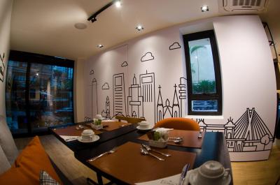 ترانسامریکا اکسکوتیو بلا سینترا