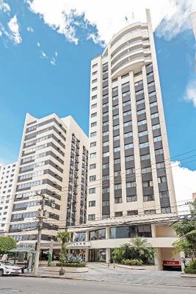 اسلاویرو اسنتیال مما