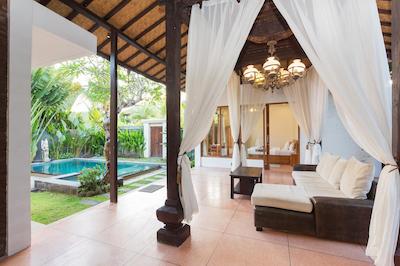 انیار ساری ویلا