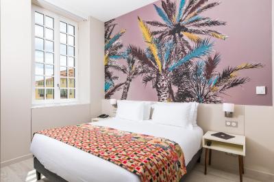 پالیز اسالیا بوتیک هتل