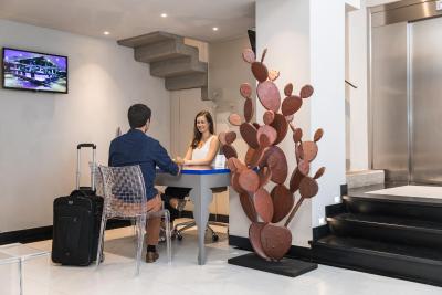 پالیز اسالیا بوتیک هتل