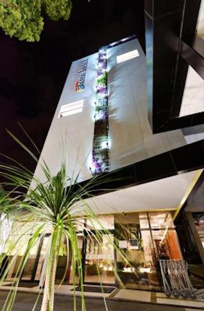 رامادا انکر اسو پاولو تیرادنتز