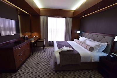 اِیلا گراند هتل