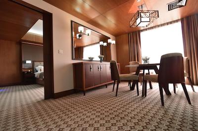 اِیلا گراند هتل