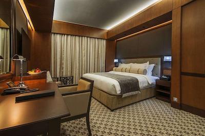 اِیلا گراند هتل