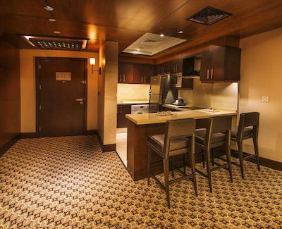 اِیلا گراند هتل