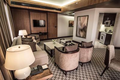 اِیلا گراند هتل