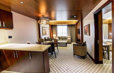 اِیلا گراند هتل