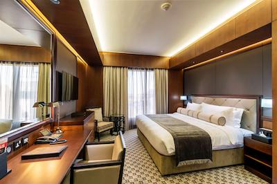 اِیلا گراند هتل