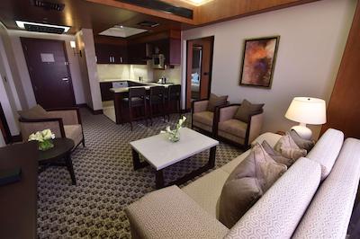 اِیلا گراند هتل