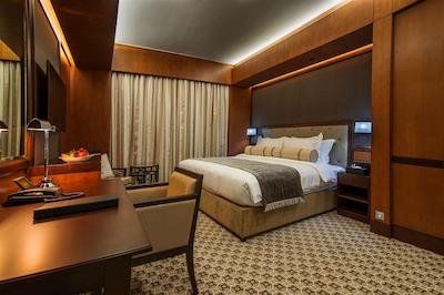 اِیلا گراند هتل