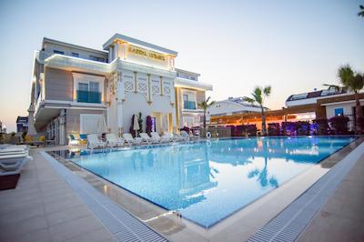 هاپی فامیلی اپارت