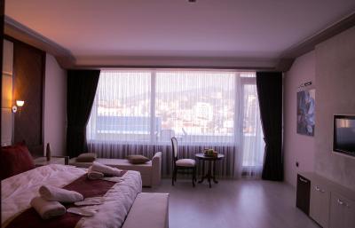 لیکو اپارت اُتل