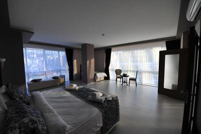 لیکو اپارت اُتل