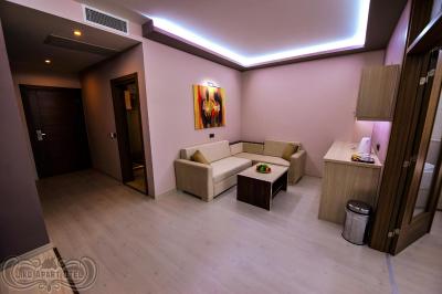 لیکو اپارت اُتل