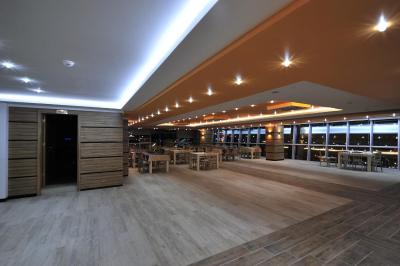 لیکو اپارت اُتل