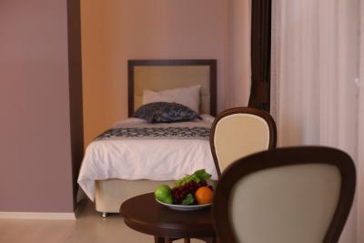 لیکو اپارت اُتل