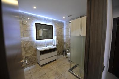 لیکو اپارت اُتل