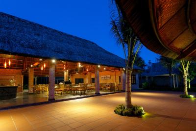 بوتیک کام دانه ریزرت