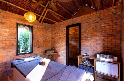 بوتیک کام دانه ریزرت