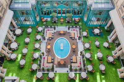 د وستین پاریز-وندم