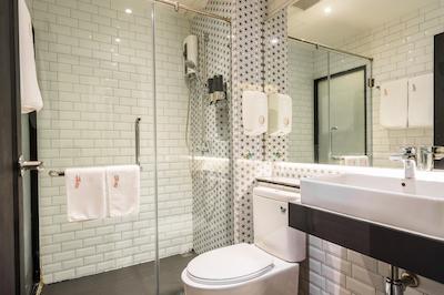 ماروین اسپیس