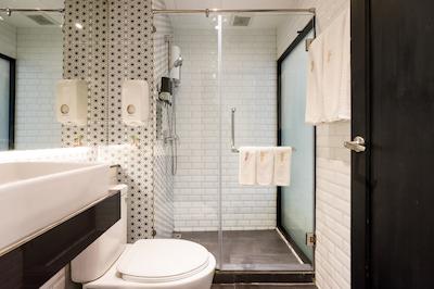 ماروین اسپیس