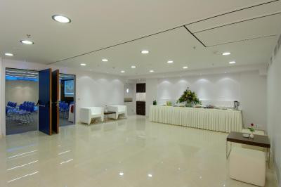 اترین