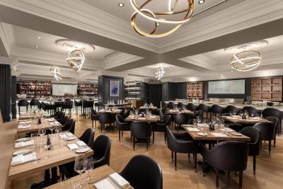 د سوتتون پلاس هتل وانکوور