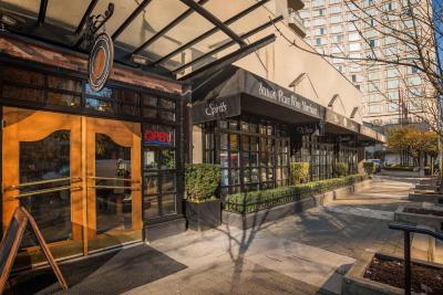 د سوتتون پلاس هتل وانکوور