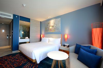 هلید این ریزرت وانا ناوا هوا هین