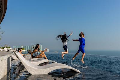 هلید این ریزرت وانا ناوا هوا هین